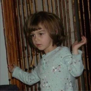 Meet your Posher, Taya